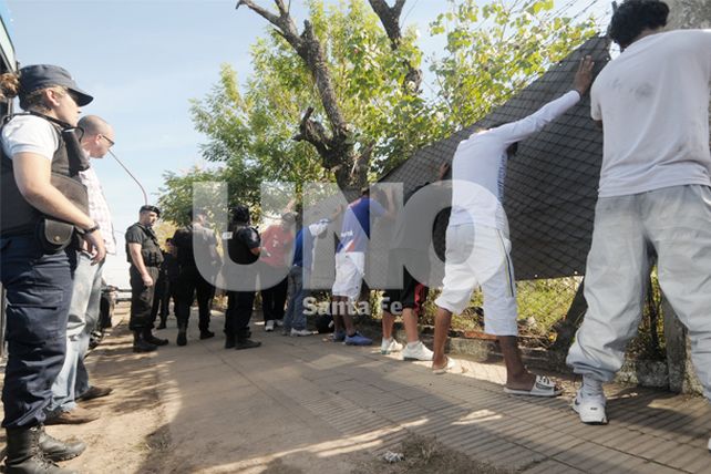 Detuvieron a 100 personas e incautaron 60 motocicletas