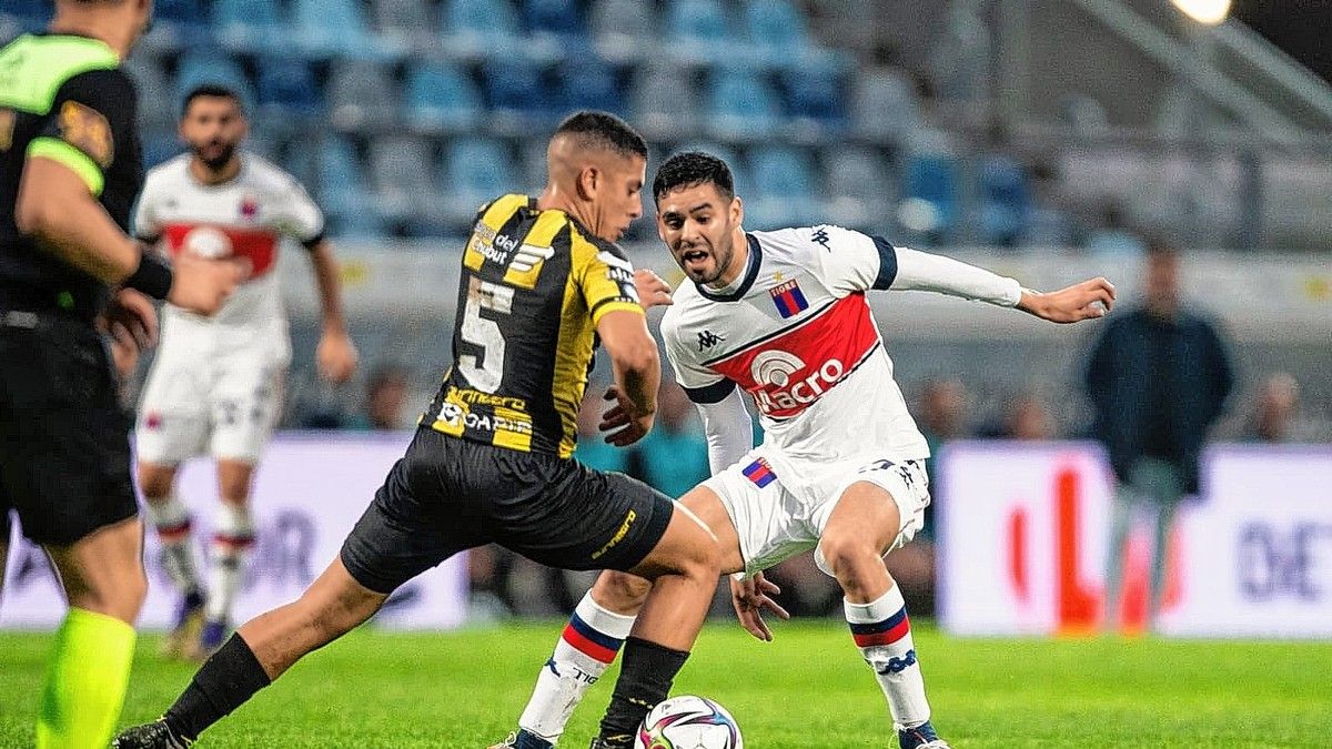 Deportivo Madryn eliminó a Tigre de la Copa Argentina