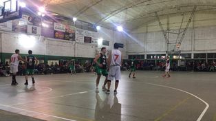 Santa Rosa superó a Alumni en el cierre de la fecha