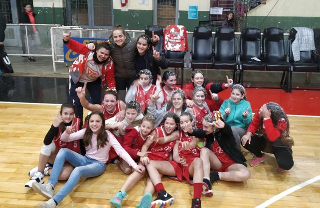 Santa Rosa U13 y Alma U15, los campeones en el Dos Orillas Femenino