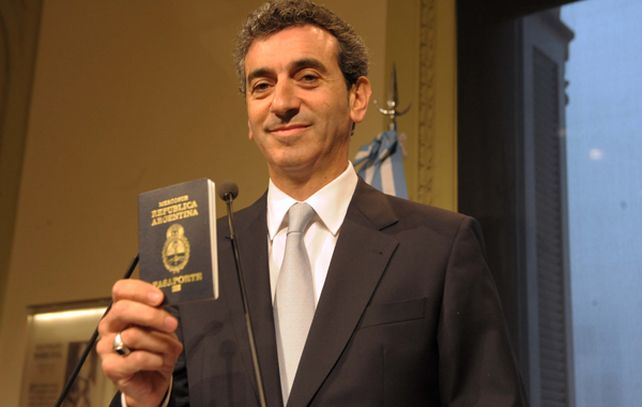 El ministro Randazzo fue el encargado del anuncio. (Télam)