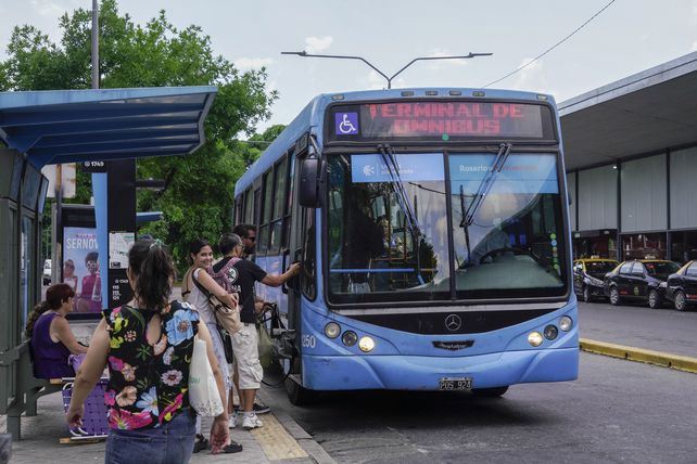 Antes del 31 de enero habrá una suba del boleto