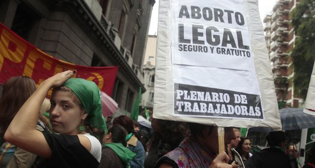 Diputados presentan nuevo proyecto de ley para despenalizar el aborto