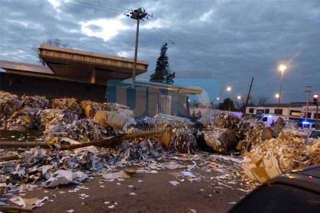 Grave accidente en la esquina de avenida Blas Parera y Gorriti