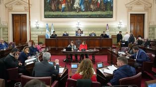 La boleta única obliga a los espacios políticos a buscar un virtual candidato a gobernador para que encabece la lista de diputados.&nbsp;