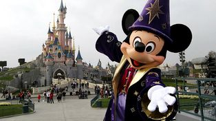 Al menos 35 empleados de Disney presos por abuso de menores