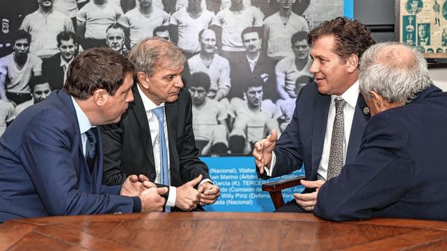 Uruguay, Argentina, Paraguay y Chile lanzaron la candidatura para el Mundial 2030