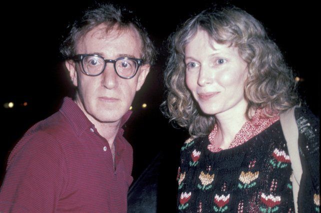 “Allen v. Farrow” incluye “el encantador cortejo” inicial del cineasta con la actriz Mia Farrow.
