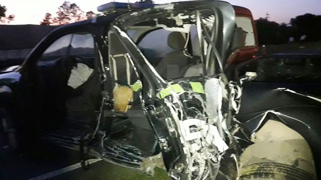 Policías de Seguridad Vial  protagonizaron un accidente en la autopista Santa Fe-Rosario
