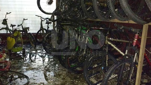 Se incendió una reconocida bicicletería