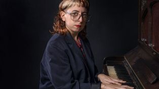 La premiada pianista Noelia Sinkunas se presenta este viernes 19 en Plataforma Lavardén para compartir su nuevo disco de tango y chamamé