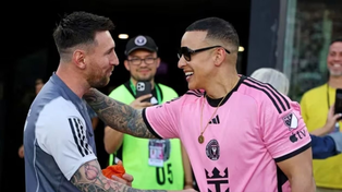 Antes del partido entre Inter Miami y Colorado Rapids, Messi se acercó a los palcos para saludar a Daddy Yankee.