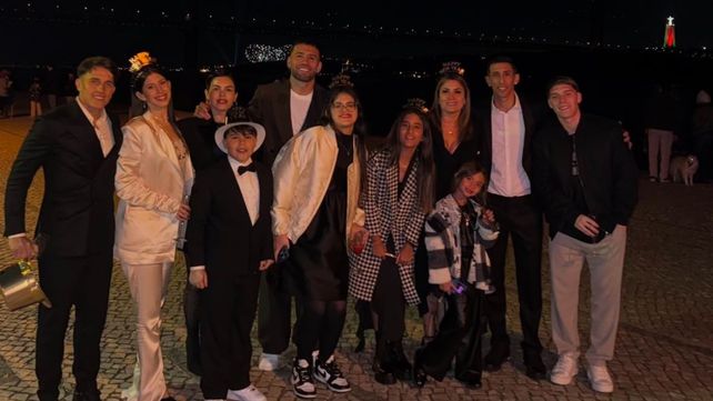 Franco Cervi se reunió con Di María (dos que pasaron por Central) y Otamendi