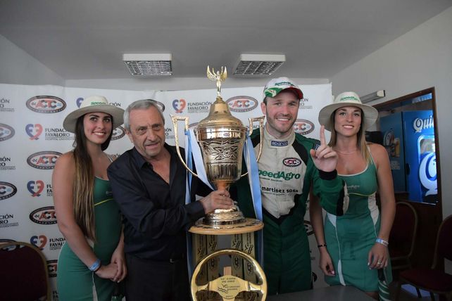 Canapino se consagró campeón del Turismo Carretera por segunda vez