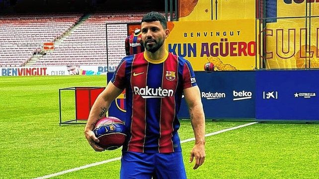 El Kun Agüero fue presentado como nuevo refuerzo de Barcelona y firmó por dos temporadas.&nbsp;