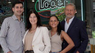 Primera y segunda generación de los Berasategui: Fernando y Celina con sus hijos Agustín y Mercedes.