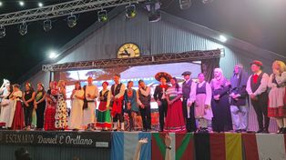 Roldán vivió una nueva edición de la Fiesta de Colectividades