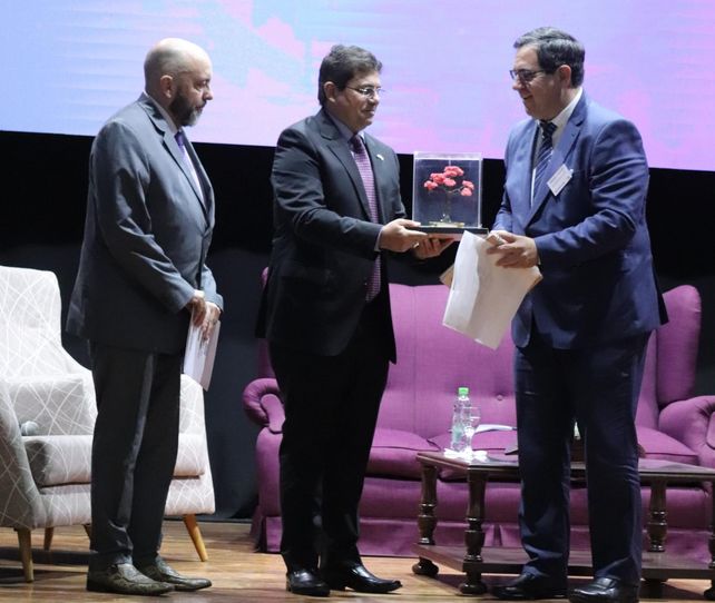 El foro recibió la propuesta de Pakistán de la mano del embajador Hassan Afzal Khan.