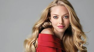 El descuido sexy de la actriz Amanda Seyfried durante una sesión de fotos
