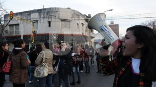 Menos materias anuales y más libres, los debates del terciario