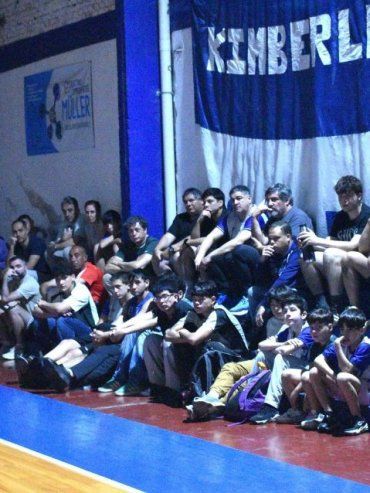 Una clase magistral de básquet: Miguel Volcan Sánchez dejó su huella en Kimberley