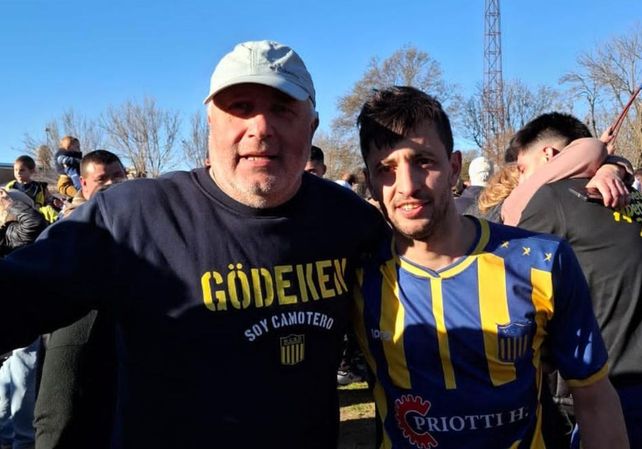 De la mano de un ex-Newells, un pueblo de dos mil habitantes gritó campeón tras 81 años