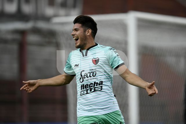 Hecho un Bicho: Colón le ganó a Argentinos y quedó como escolta de Boca