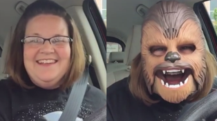 Una mujer con una máscara de Chewbacca, el video más visto de la historia en Facebook