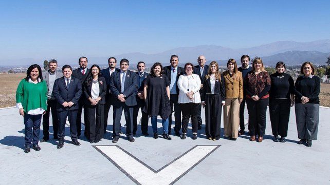 Ministros de Salud del país respaldaron a Carla Vizzotti