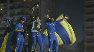Rosario Central armó su fiesta en el Monumento a la Bandera tras ganarle a Estudiantes