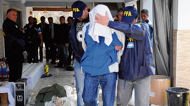Cocina. El día del allanamiento en la casa de Funes que inició la investigación.
