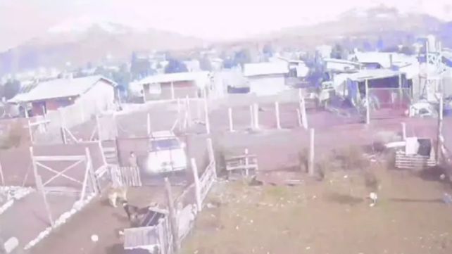 El paso del presunto meteorito dejó a Bariloche iluminado como si fuera pleno día.