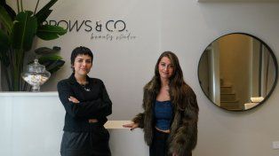 Silvina Caré, fundadora de Brows&Co junto a la abogada Lara Levisman.