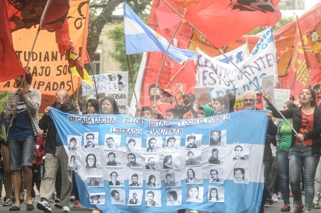 Actos por un nuevo aniversario del Golpe de Estado en Santa Fe.