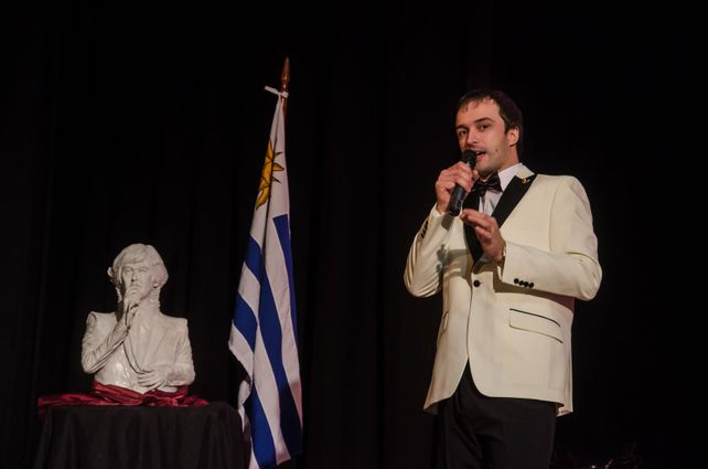 Promesa. El joven cantante Adrián Balbo