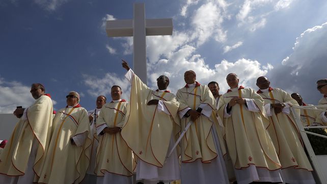 El papa Francisco se despidió de Polonia con críticas al éxito a cualquier precio