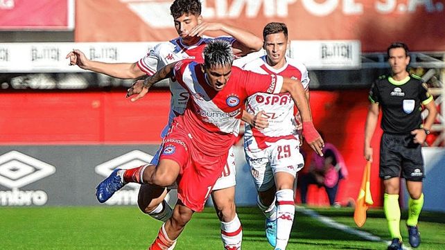 Unión perdió la mitad de los partidos que jugó en la Copa de la Liga.