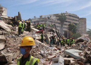 Ascienden a 5.208 los fallecidos tras los terremotos en Venezuela