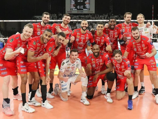 La Lube de De Cecco dio el primer paso en la Liga de Italia