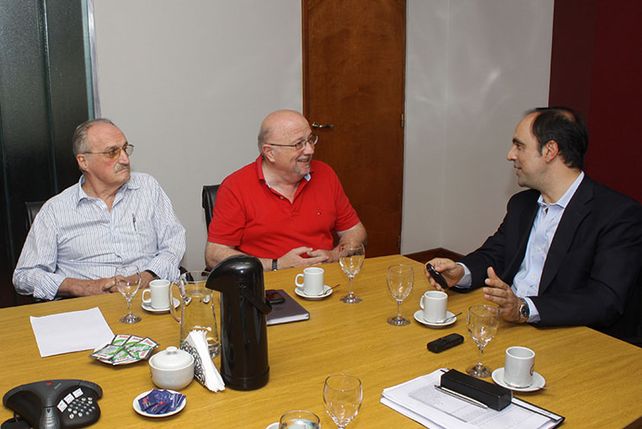 Corral presentó a la Cámara Argentina de la Construcción el Plan de Obras 2015