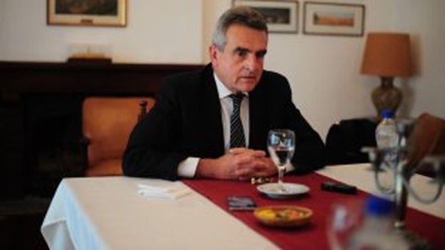 Malvinas era la soberanía territorial, pero también es soberanía defender la salud de los argentinos, aseguró Rossi