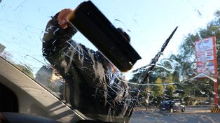 Limpiavidrios rosarinos pidieron a Messi que les permitan trabajar durante su casamiento