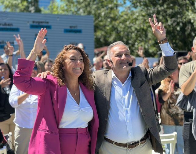 Victoria Capoccetti y Marcelo Lewandowski presentaron la lista de Activemos en la ciudad de Santa Fe.