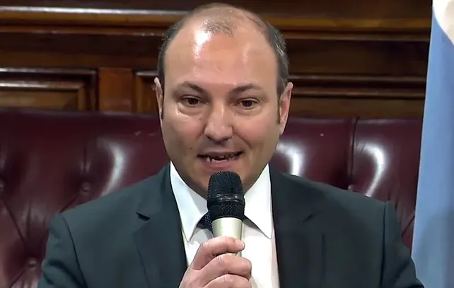 Piden al Consejo de la Magistratura que suspenda al juez Salmain.