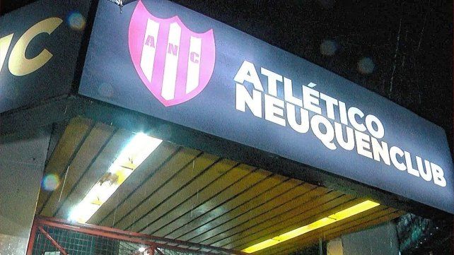 Atlético Neuquén lidera el apoyo popular en la Liga Paranaense de Fútbol.