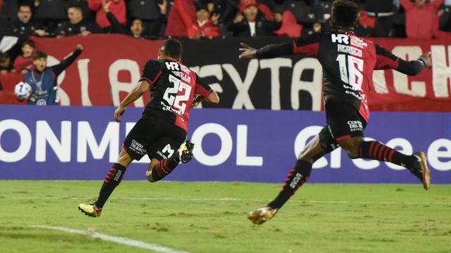 Minuto a minuto de Newells-Blooming por Copa Sudamericana