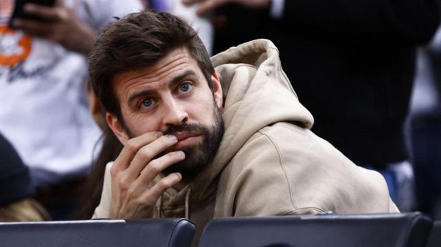 Gerard Piqué abandonó una fiesta de su propia liga cuando el público comenzó a corear el nombre de Shakira.&nbsp;