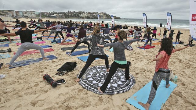 La India  celebra el Día Internacional del Yoga