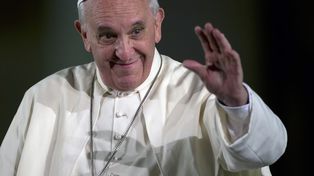 Cobra fuerza la versión de que el Papa Francisco salió de incógnito a confortar a pobres y desamparados