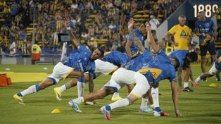 El Gigante de Arroyito se iluminará este domingo para el partido entre Central y Barracas Central, por la quinta fecha del torneo Apertura.